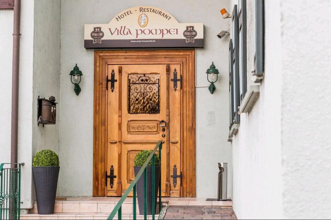 Villa Pompei Astheim المظهر الخارجي الصورة